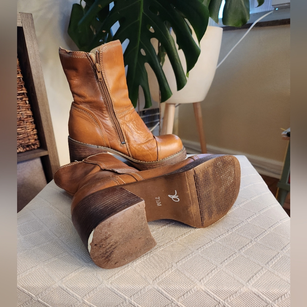 Vintage Mudd Y2K Brown Heeled Boots - Picture 4 of 5